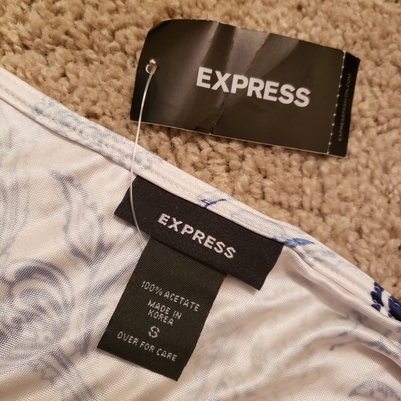 2/$20 EXPRESS paisley one shoulder side cinch top - Picture 3 of 5